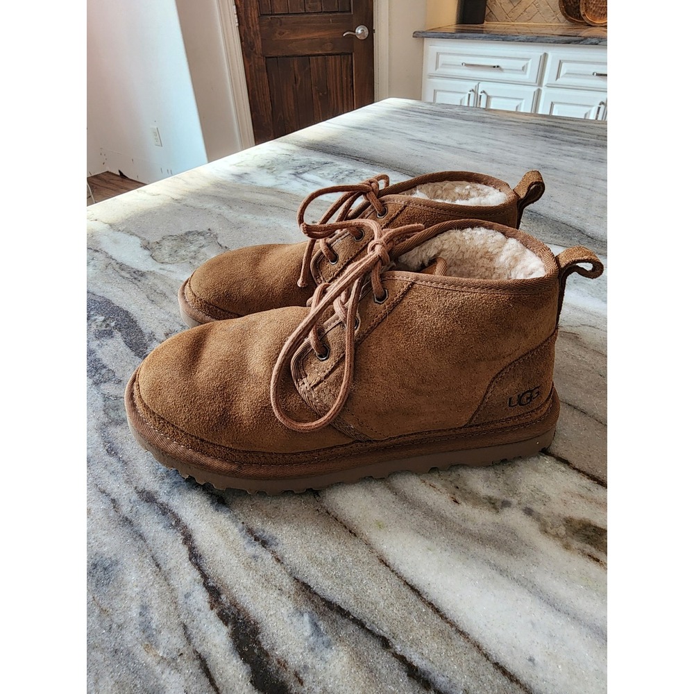 UGG Neumel Chestnut Suede Lace Up Sheepskin Lined Chukka Boots Womens 1012527